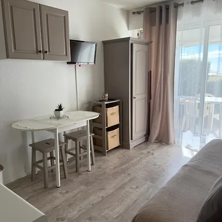 Les Rochers De Vallieres Apartment Saint-Georges-de-Didonne